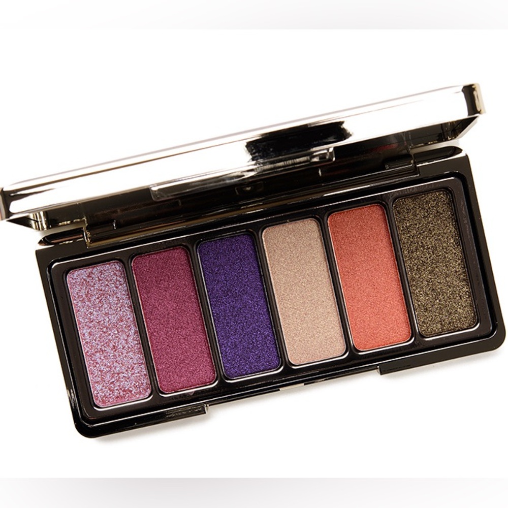 Rare beauty eyeshadow palette